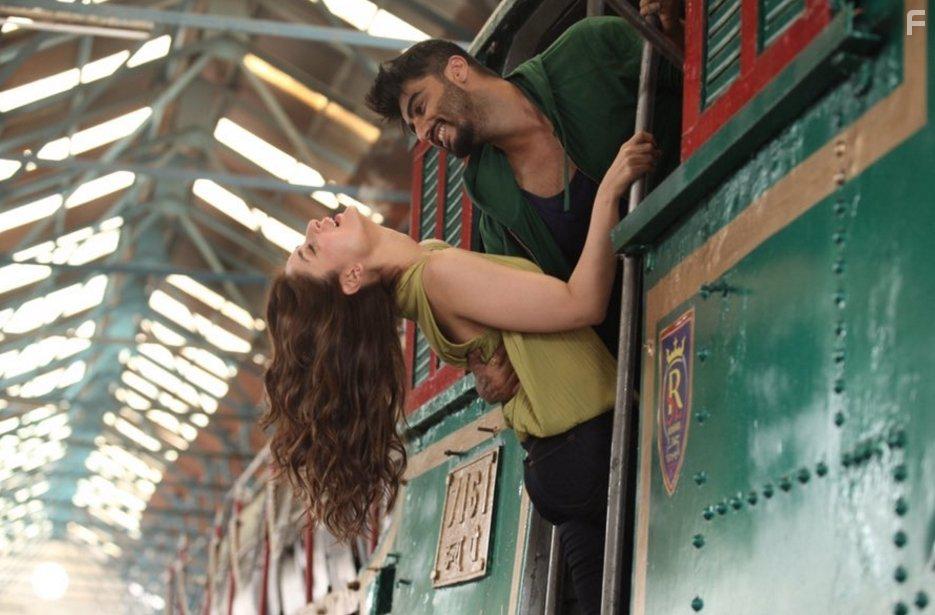 Kareena Kapoor and Arjun Kapoor in Ki & Ka (2016)
