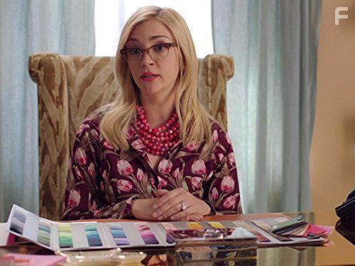 Abby Elliott in Odd Mom Out (2015)