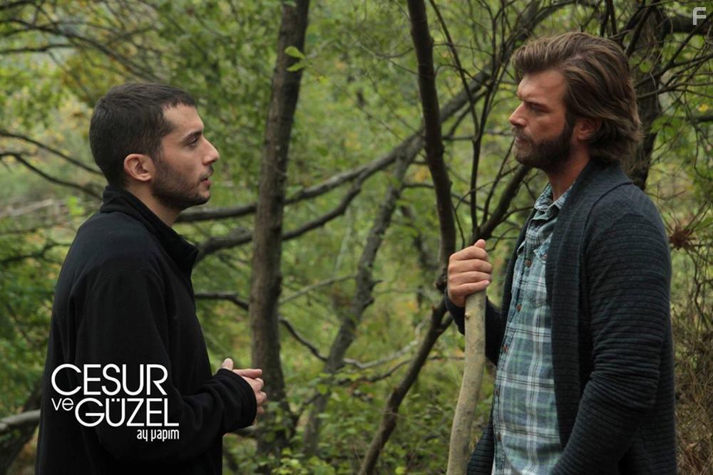Kivan Tatlitug and Firat Altunmese in Cesur Ve Gzel (2016)