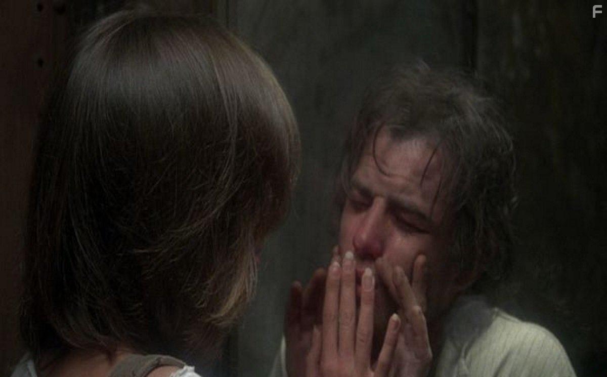 Brad Davis and Irene Miracle in Midnight Express (1978)