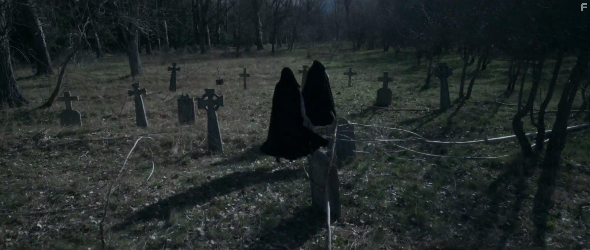 Almudena Len and Marta Flich in Vampyres (2015)