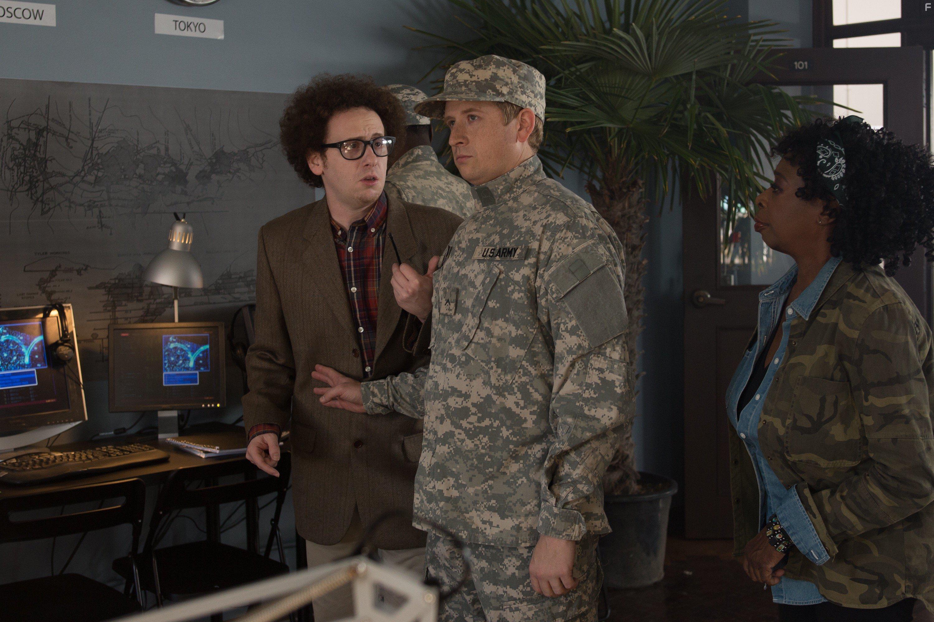 Marion Ramsey and Josh Sussman in 2 Lava 2 Lantula! (2016)