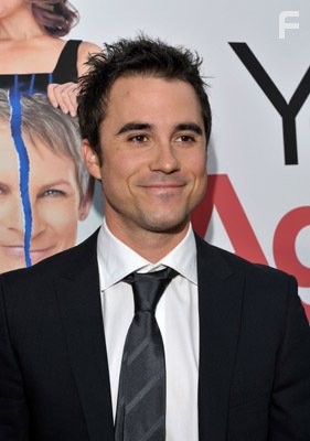 Sean Wing in Снова ты (2010)