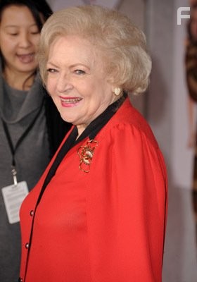 Betty White in Снова ты (2010)