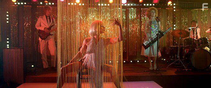 Magdalena Cielecka, Kinga Preis, Andrzej Konopka, and Jakub Gierszal in Crki dancingu (2015)