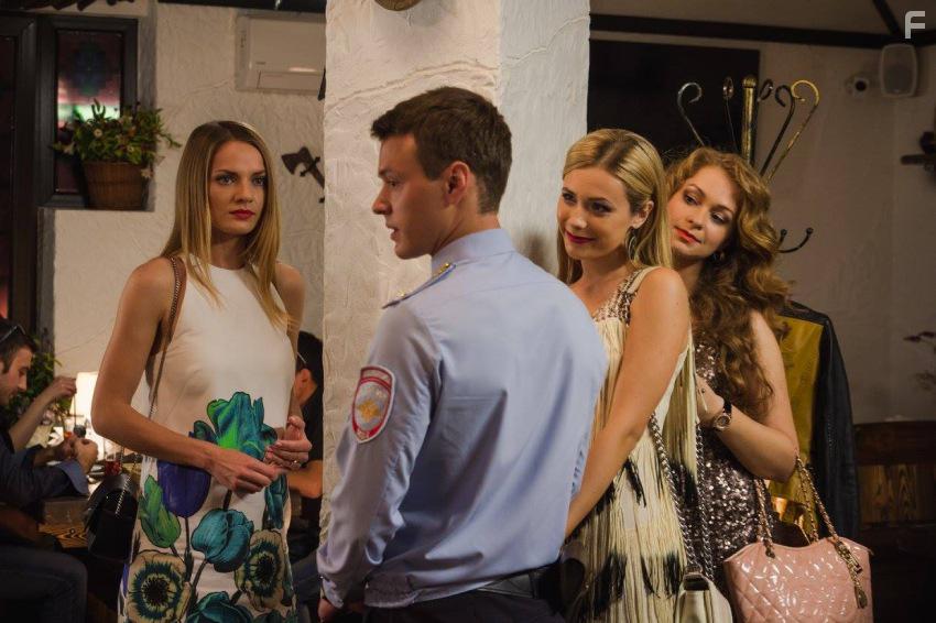 Пластмассовая королева #81