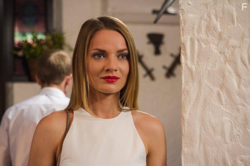 Пластмассовая королева #92