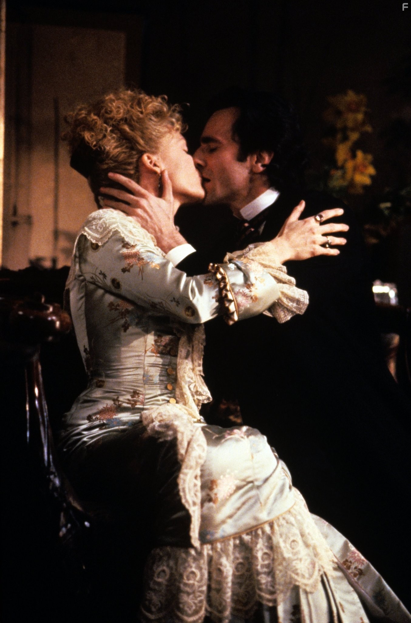 Michelle Pfeiffer and Daniel Day-Lewis in Эпоха невинности (1993)