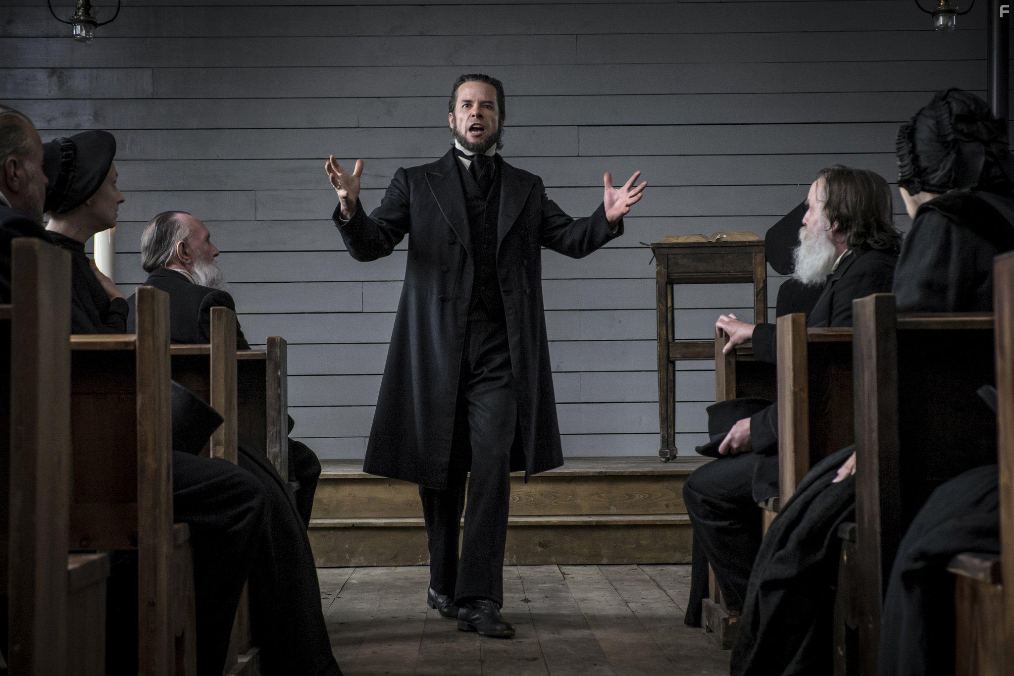 Guy Pearce in Brimstone (2016)