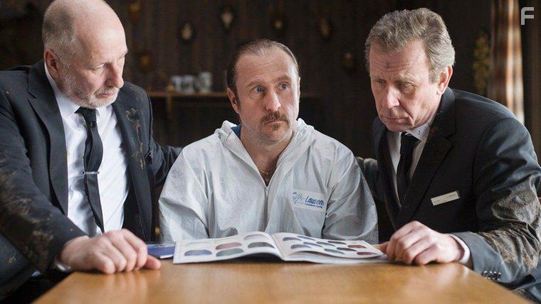 Peer Martiny, Jrg Pose, and Bjarne Mdel in Der Tatortreiniger (2012)