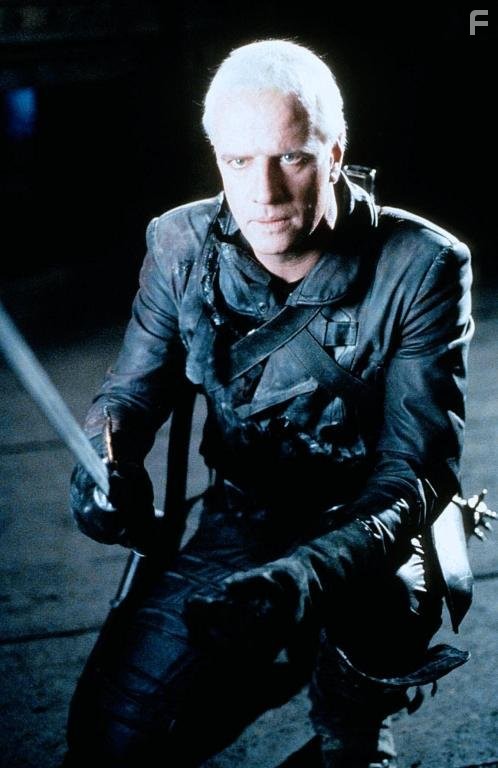 Christopher Lambert in Беовульф (1999)