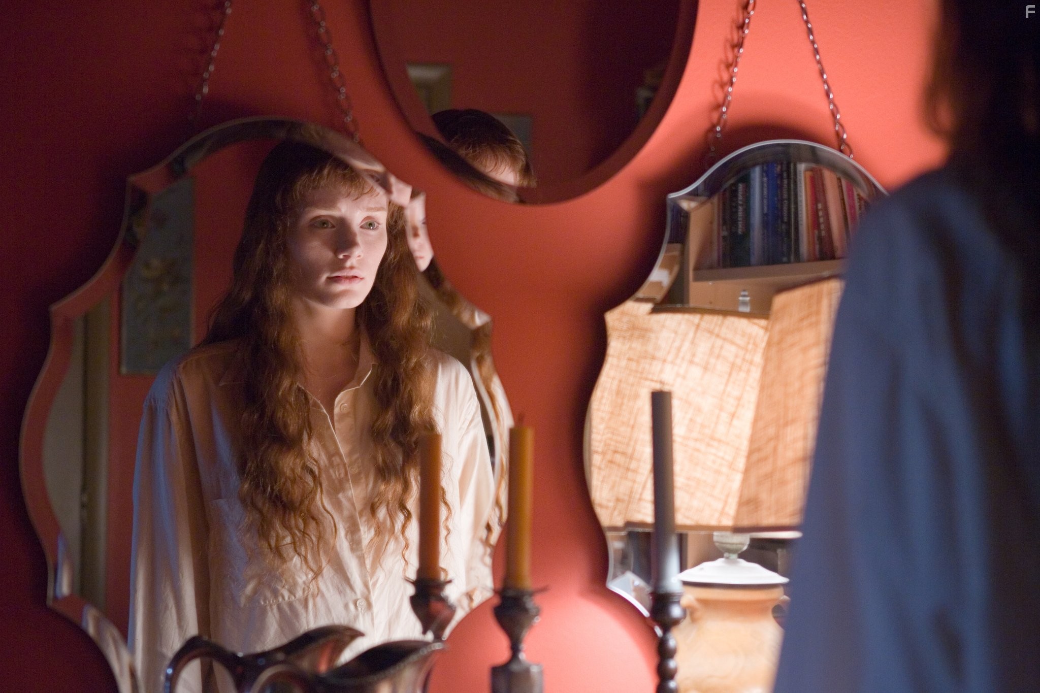 Bryce Dallas Howard in Девушка из воды (2006)