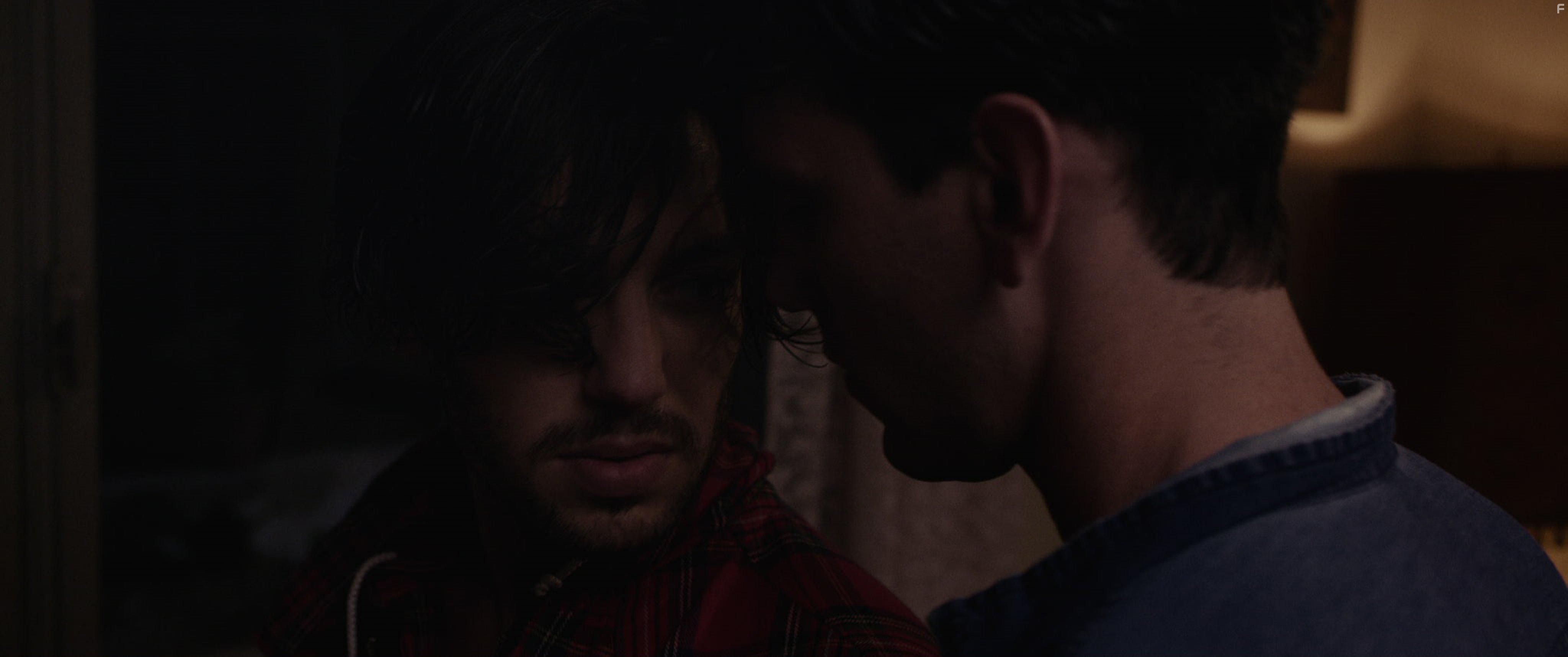 Ignacio Rogers and Esteban Masturini in Esteros (2016)