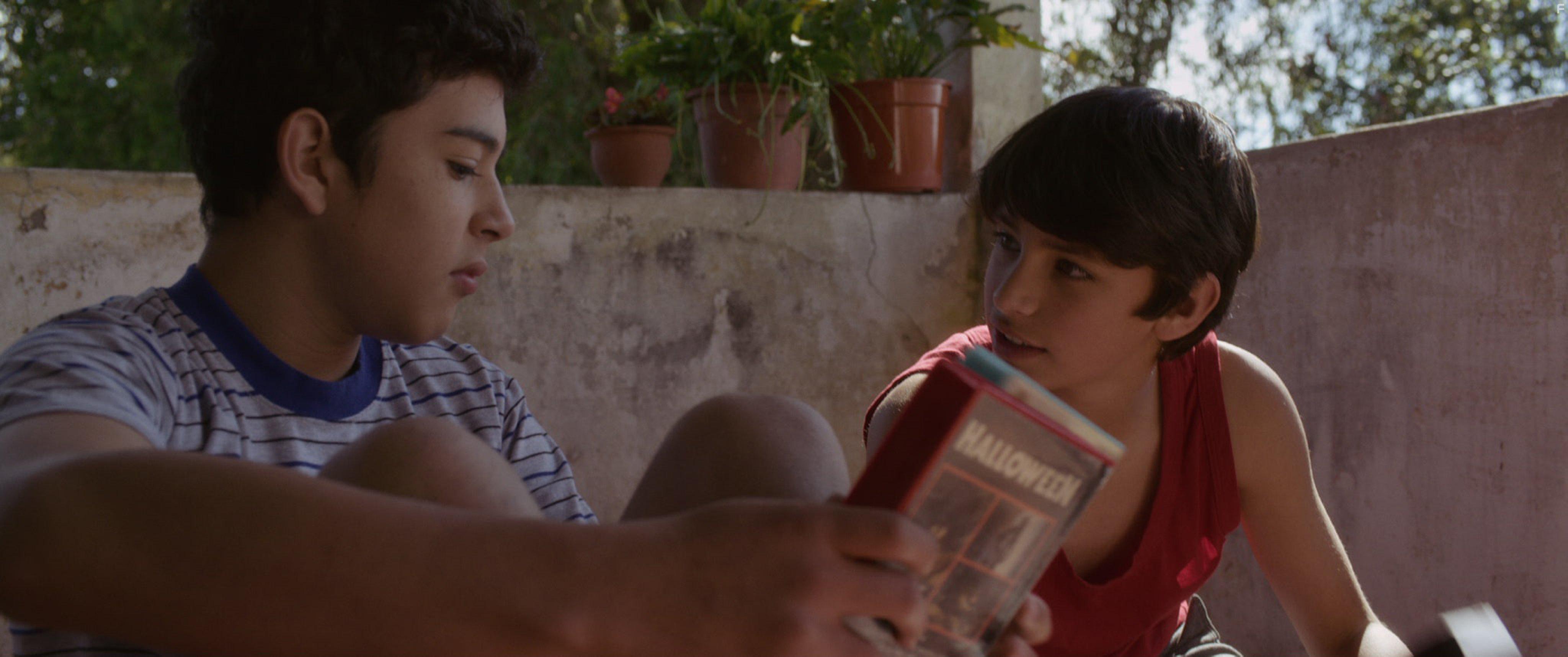 Joaqun Parada and Blas Finardi Niz in Esteros (2016)