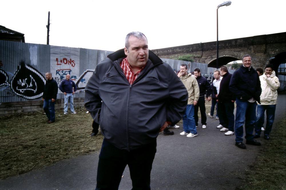 Tony Denham and Frank Harper in The Football Factory (2004)