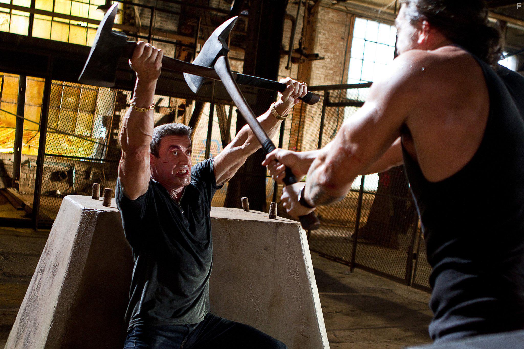 Sylvester Stallone and Jason Momoa in Bullet to the Head (2012)