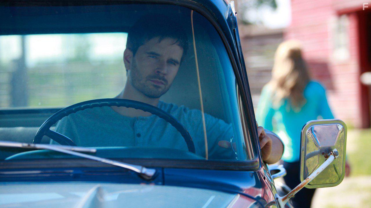 Graham Wardle and Amber Marshall in Heartland (2007)