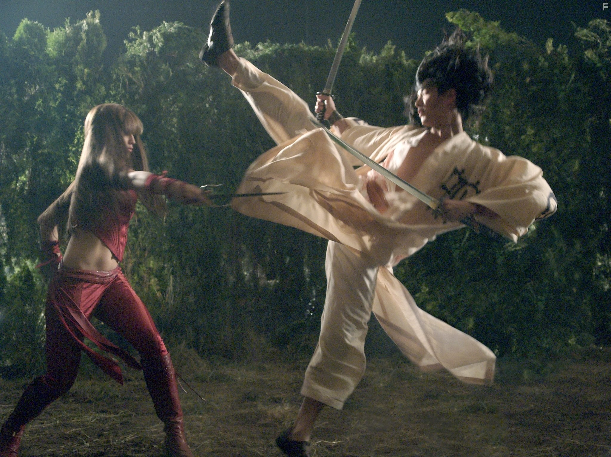 Jennifer Garner and Will Yun Lee in Электра (2005)