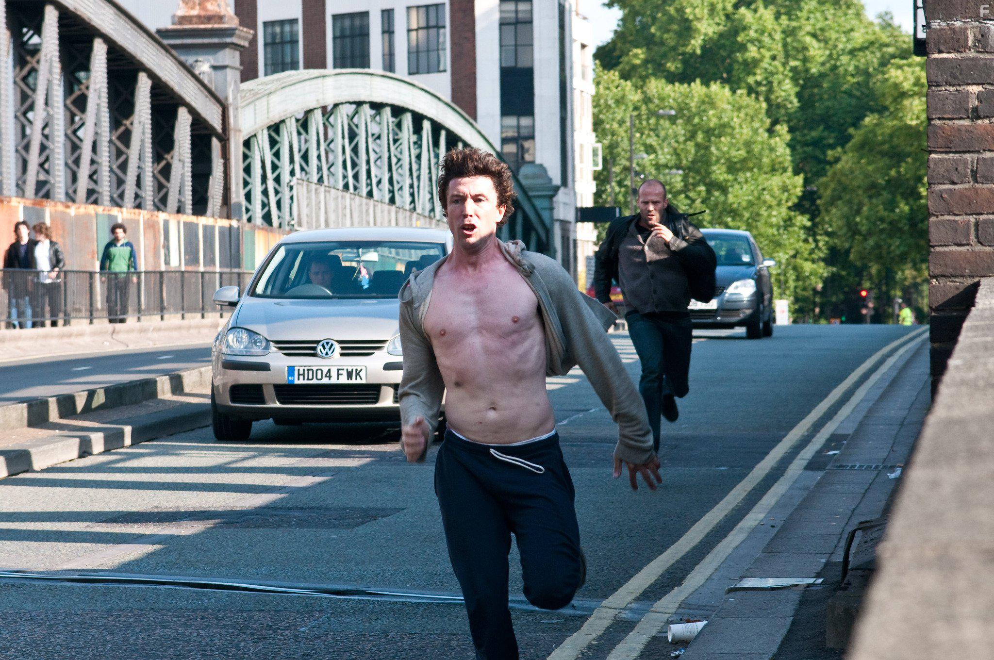 Jason Statham and Aidan Gillen in Blitz (2011)