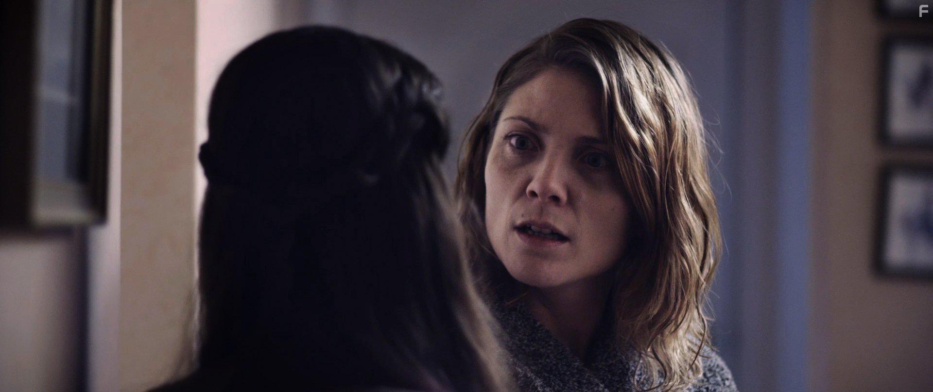 Rebecca Reaney and Lara Lemon in Deadly Intent (2016)