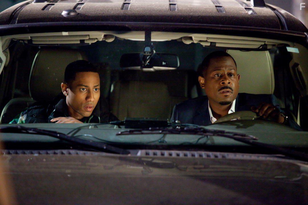 Martin Lawrence and Brandon T. Jackson in Big Mommas: Like Father, Like Son (2011)