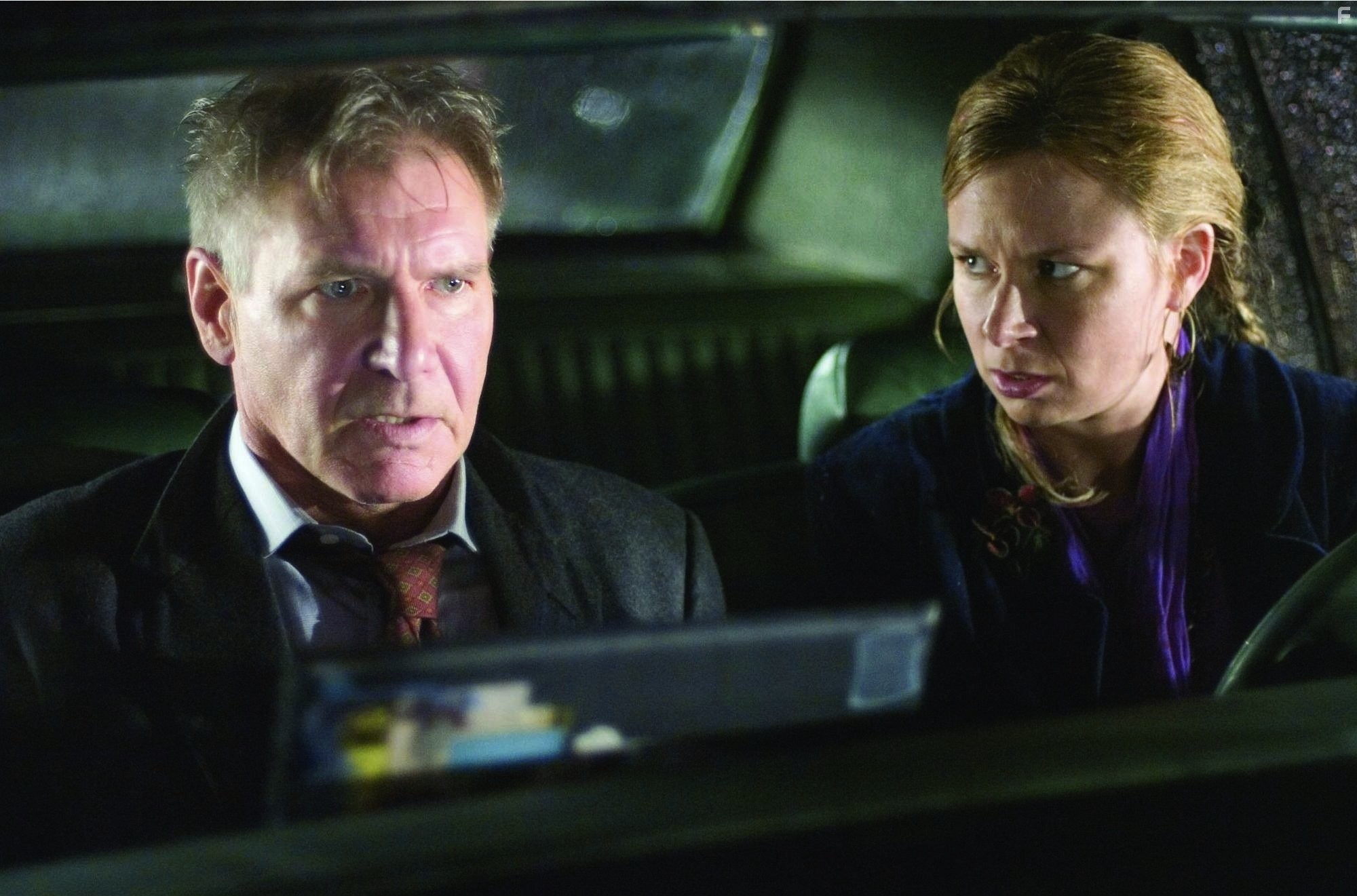Harrison Ford and Mary Lynn Rajskub in Огненная стена (2006)