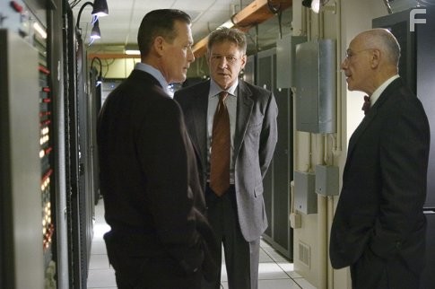 Harrison Ford, Alan Arkin, and Robert Patrick in Огненная стена (2006)