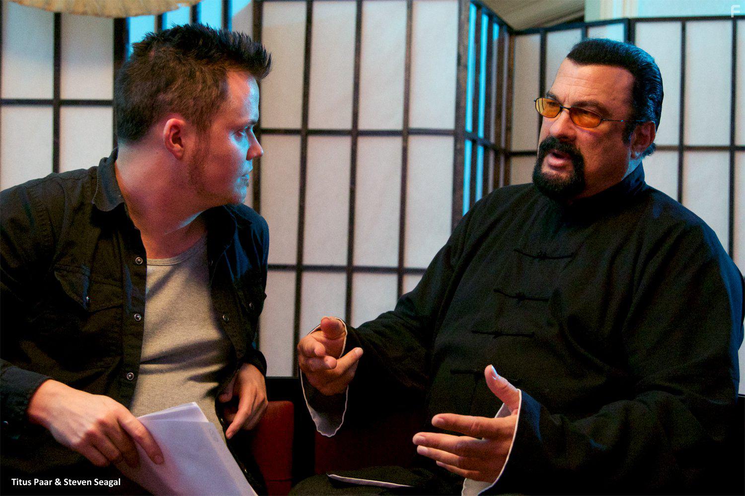 Steven Seagal and Titus Paar in The Perfect Weapon (2016)