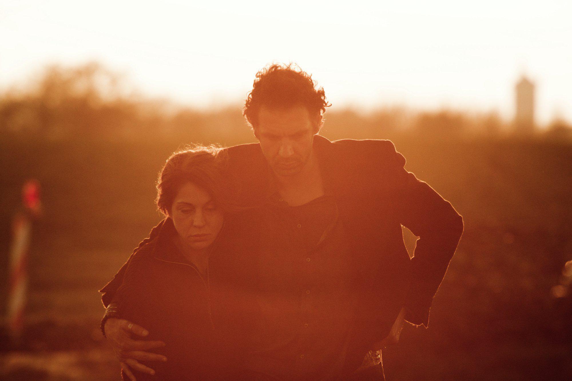 Mehdi Nebbou and Ulrike C. Tscharre in Wir Monster (2015)