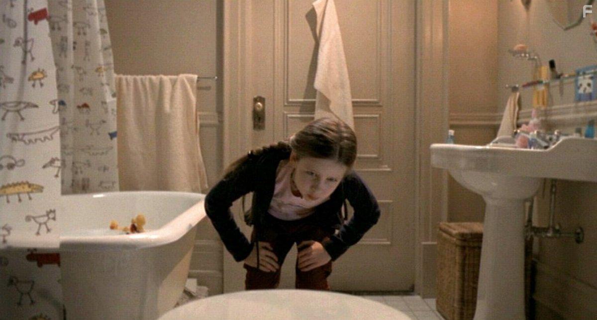 Daveigh Chase in The Rats (2002)