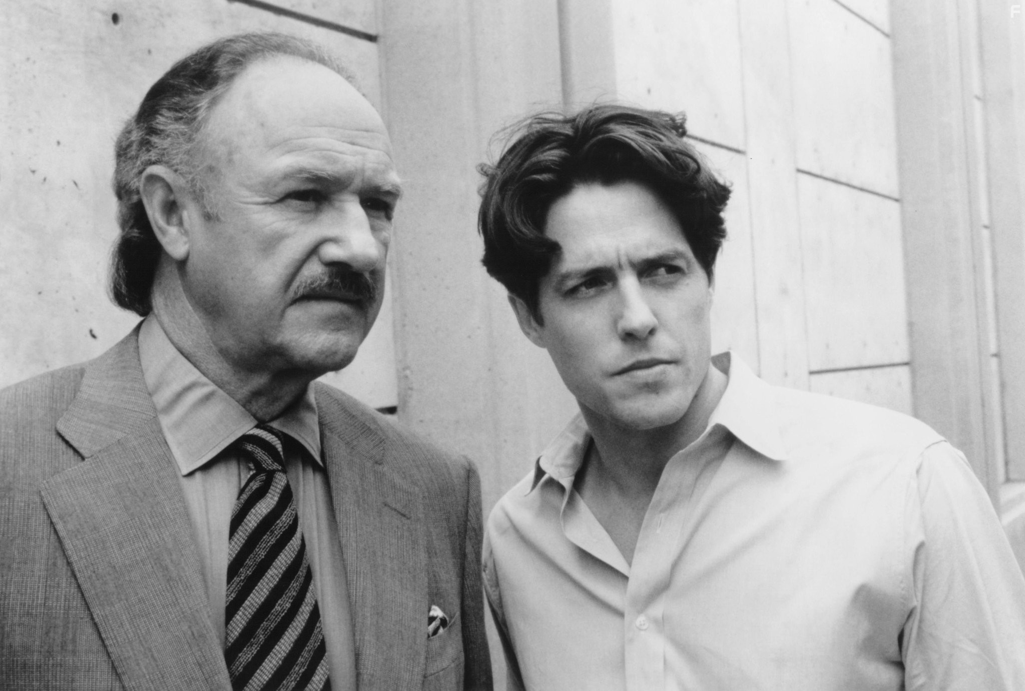 Hugh Grant and Gene Hackman in Крайние меры (1996)