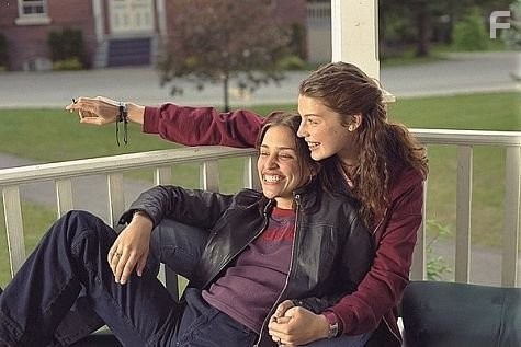 Piper Perabo and Jessica Par? in Baс не догонят (2001)