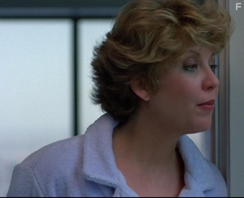 Nancy Allen in Poltergeist III (1988)