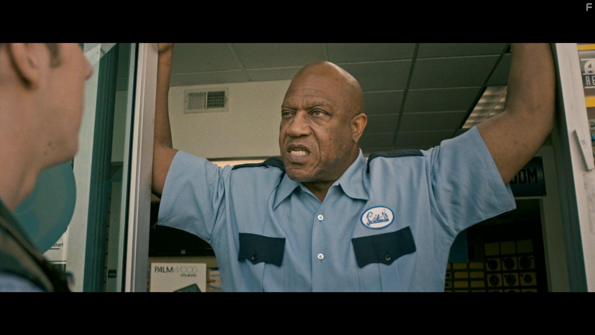Tommy 'Tiny' Lister in Hickey (2017)