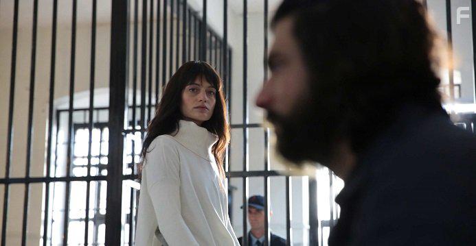 Engin Akyrek and Glcan Arslan in lene Kadar (2017)