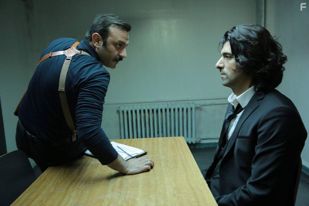 Engin Akyrek and Fatih Dokgz in lene Kadar (2017)