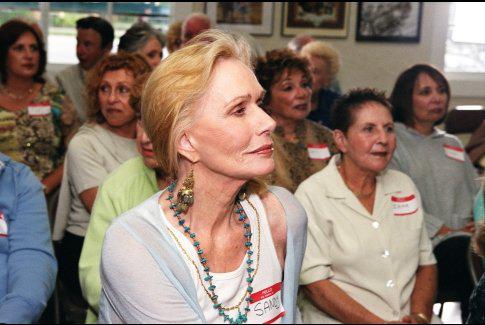 Sally Kellerman in The Boynton Beach Bereavement Club (2005)