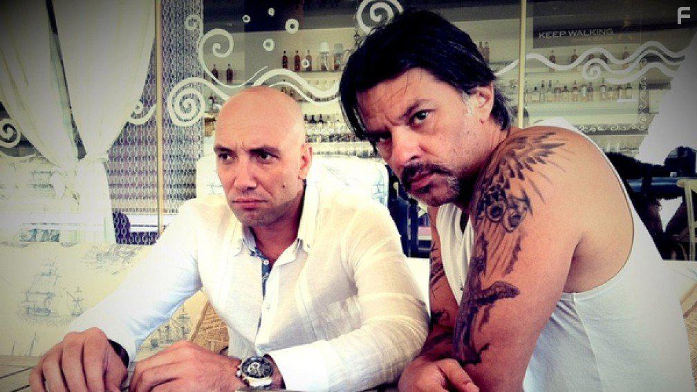 Marian Valev and Zachary Baharov in Pod prikritie (2011)