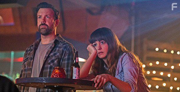 Anne Hathaway and Jason Sudeikis in Colossal (2016)