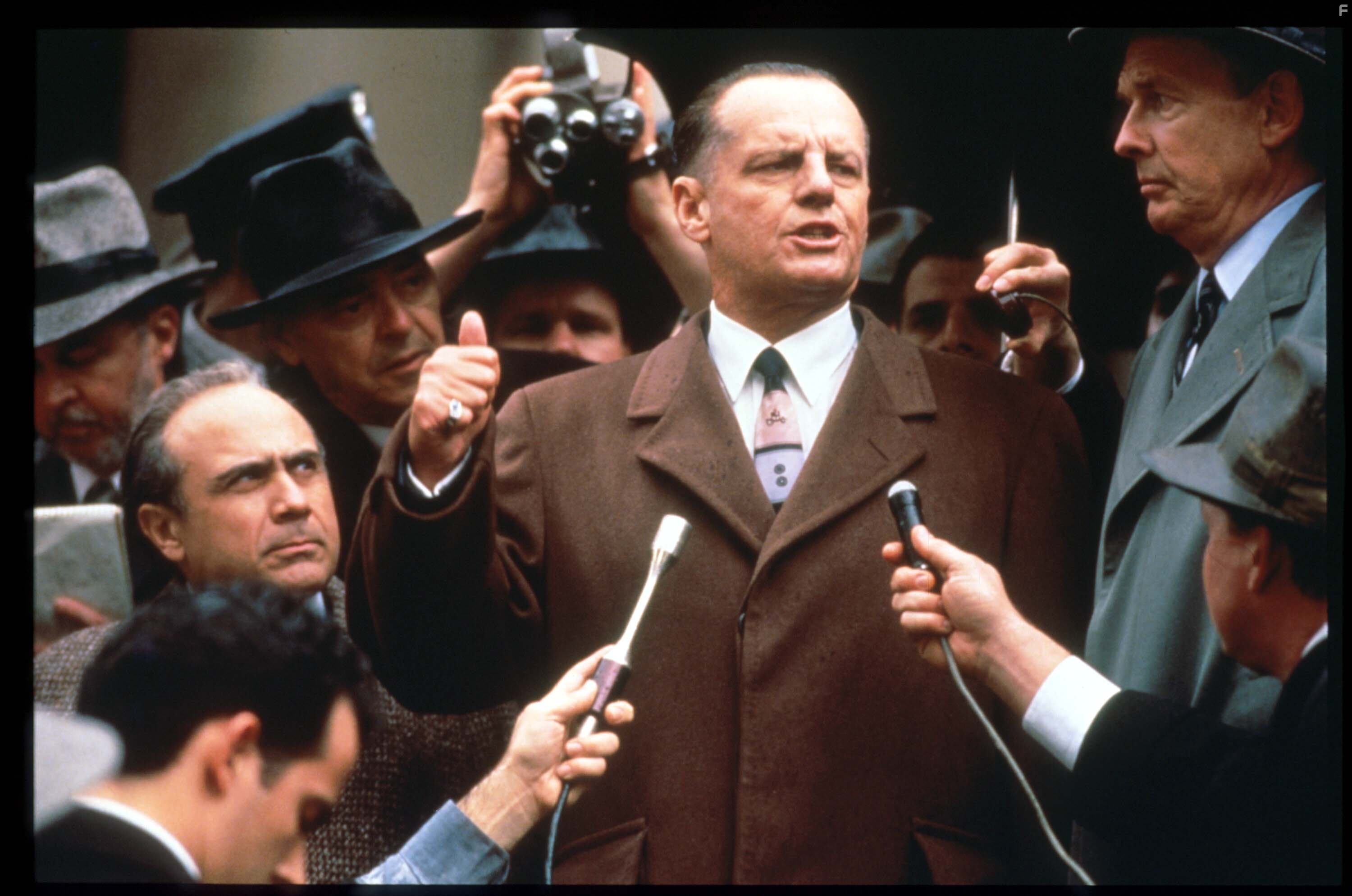 Jack Nicholson and Danny DeVito in Хоффа (1992)