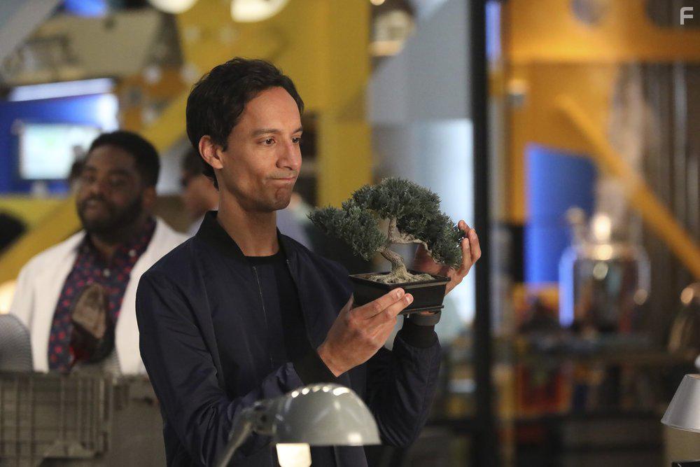Danny Pudi and Ron Funches in Powerless (2017)
