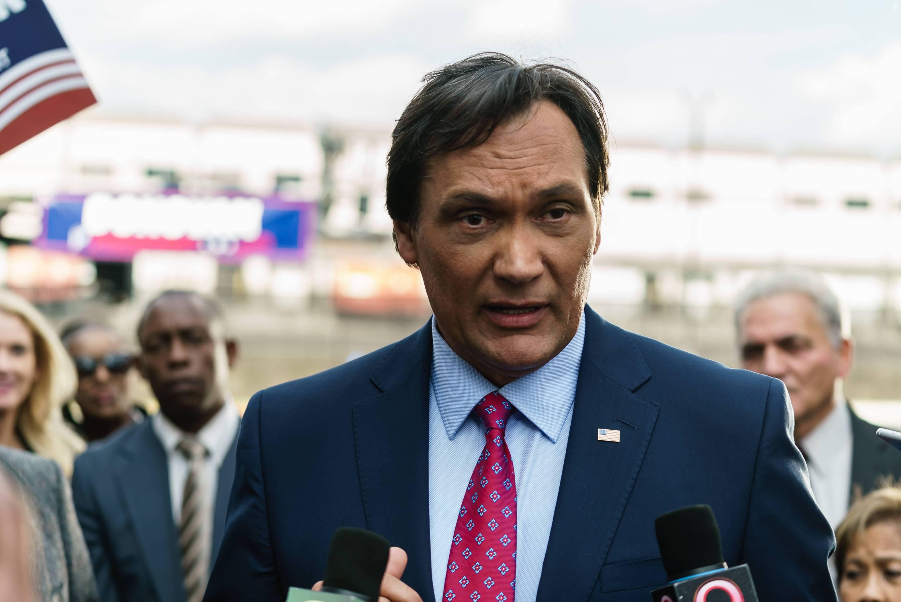 Jimmy Smits in 24: Legacy (2016)