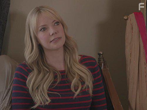 Riki Lindhome in Garfunkel and Oates (2014)
