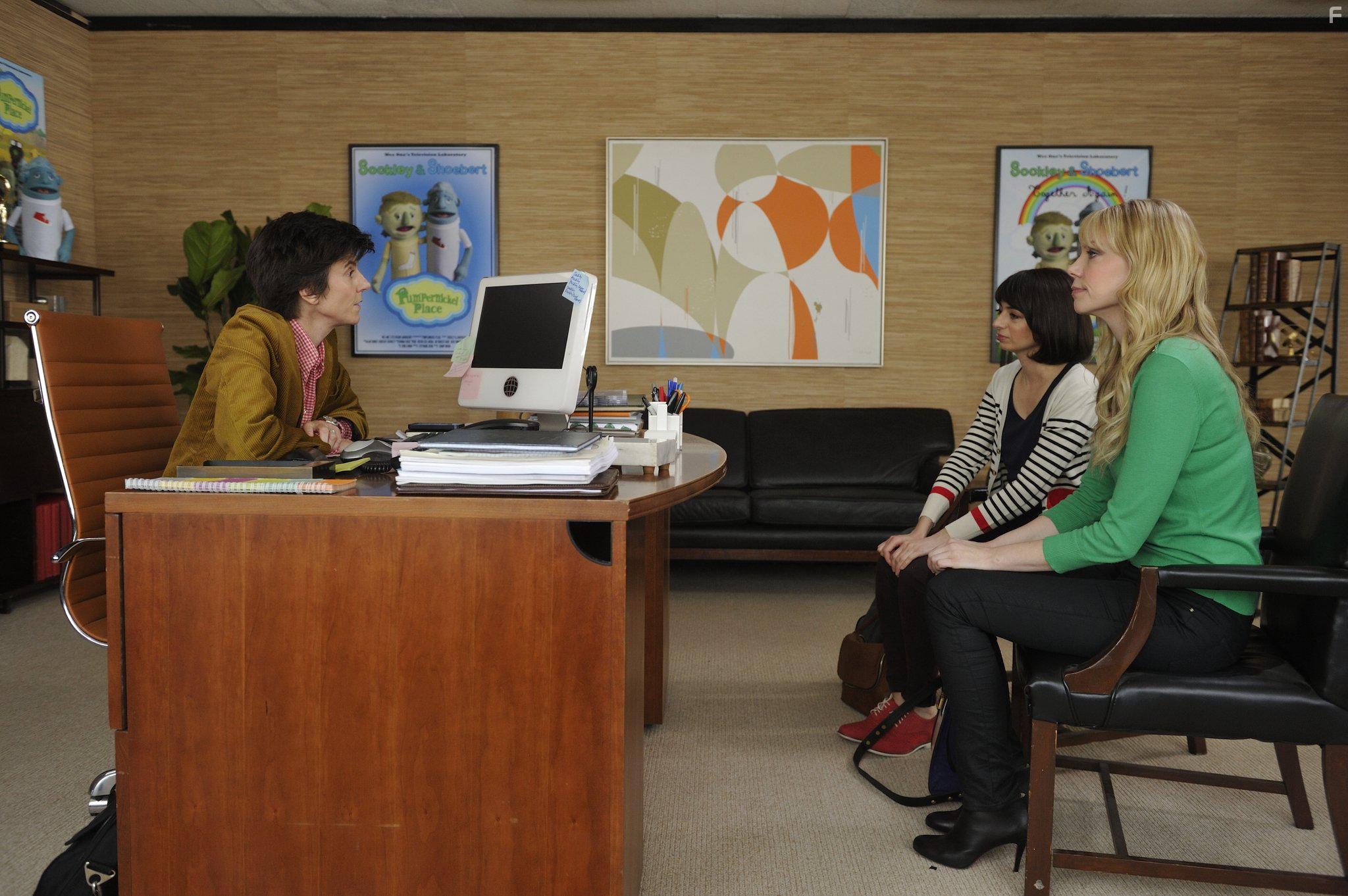 Tig Notaro, Riki Lindhome, and Kate Micucci in Garfunkel and Oates (2014)