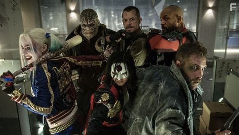 Will Smith, Adewale Akinnuoye-Agbaje, Joel Kinnaman, Jai Courtney, Margot Robbie, and Karen Fukuhara in Отряд самоубийц (2016)