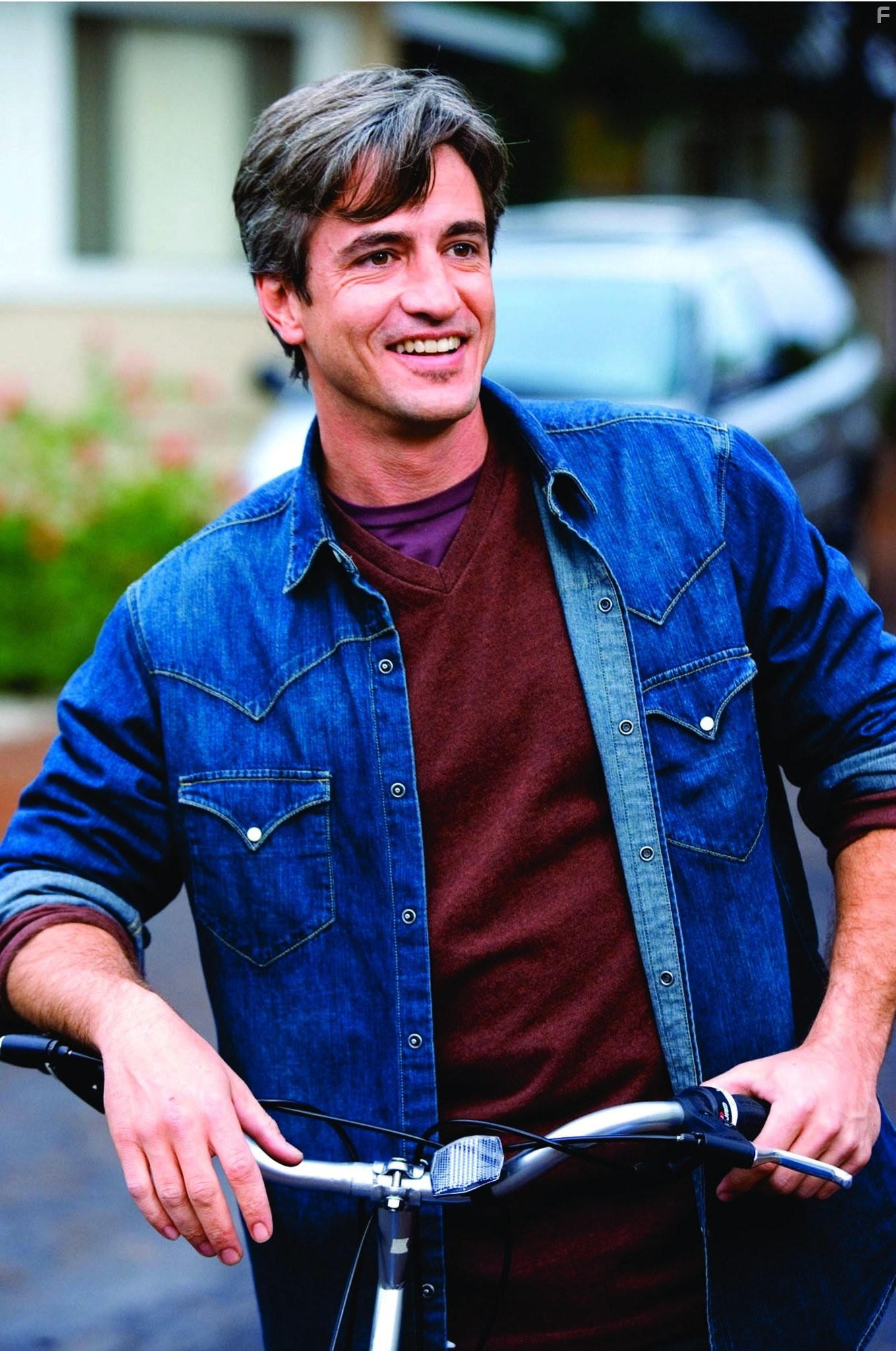 Dermot Mulroney in Любовь к собакам обязательна (2005)