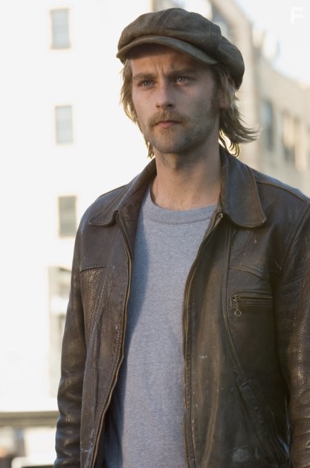 Joe Anderson in Чeрез Вселенную (2007)