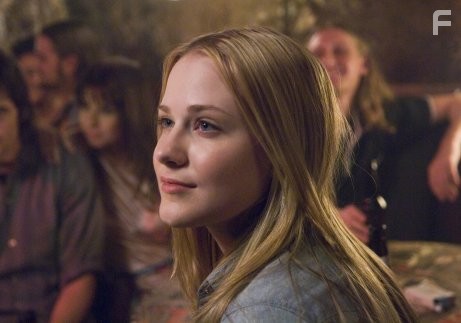 Evan Rachel Wood in Чeрез Вселенную (2007)