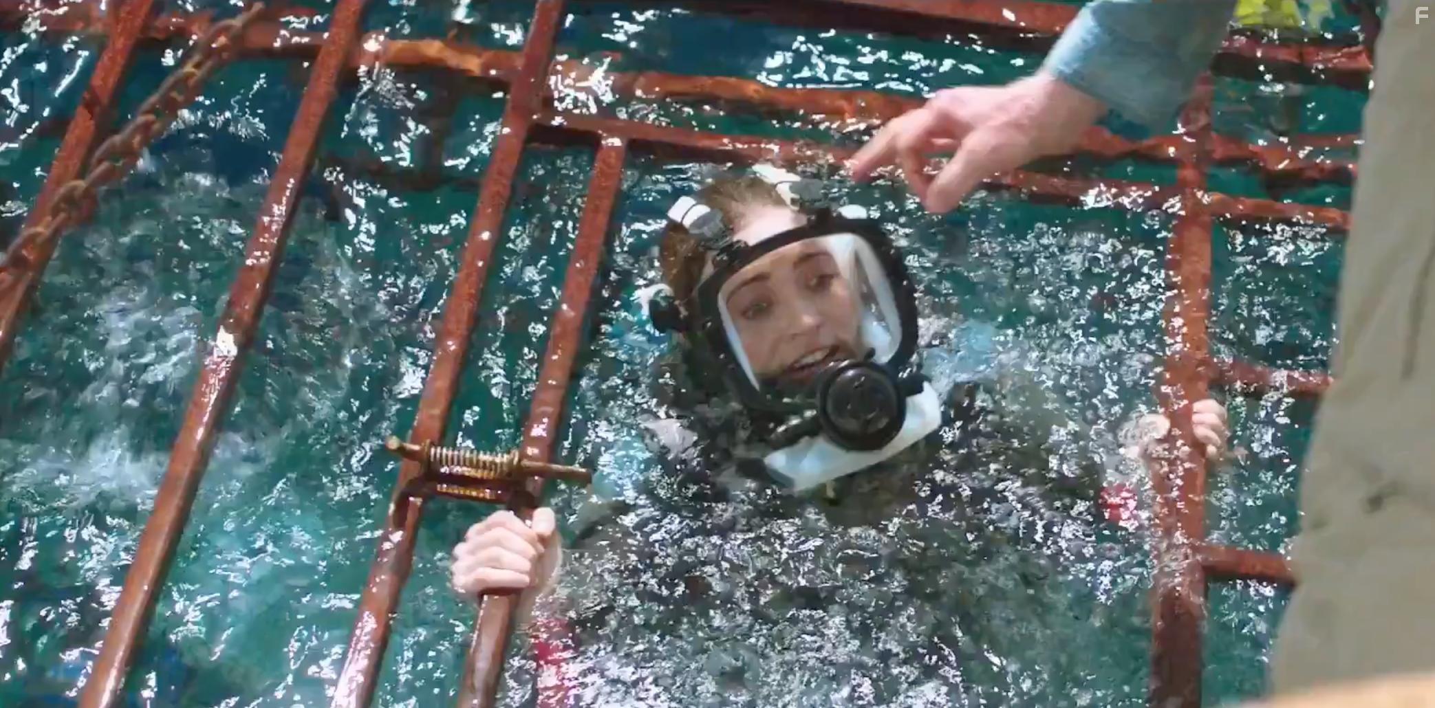 Mandy Moore in 47 Meters Down (2017)