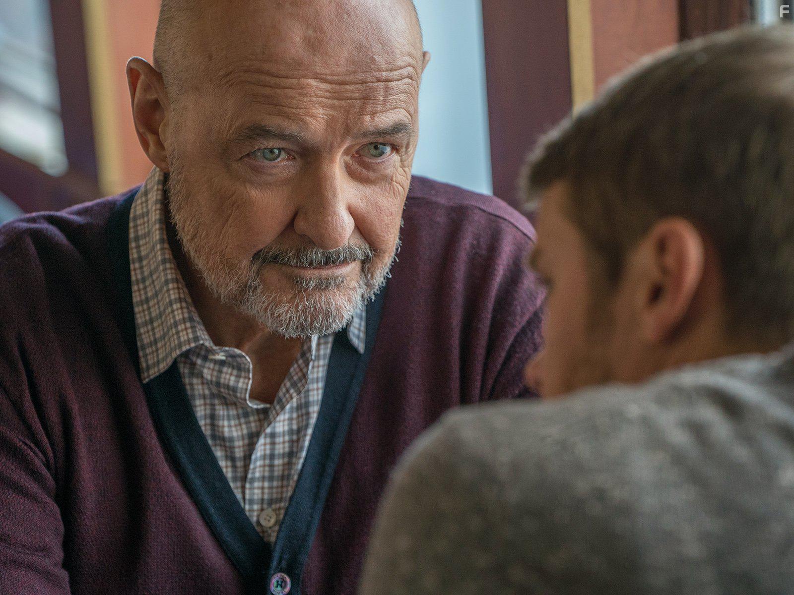 Terry O'Quinn and Michael Dorman in Patriot (2015)